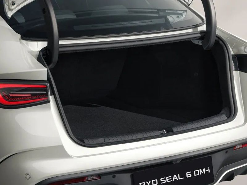 BYD Seal 6 DM-i – photo 5