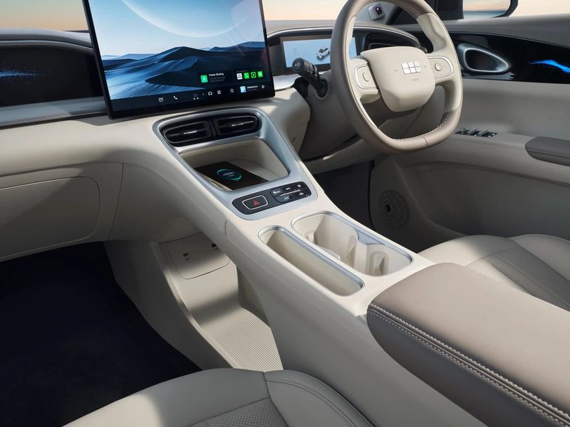 Geely EX2 – photo 5