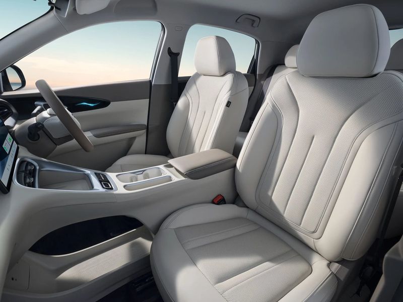 Geely EX2 – photo 6