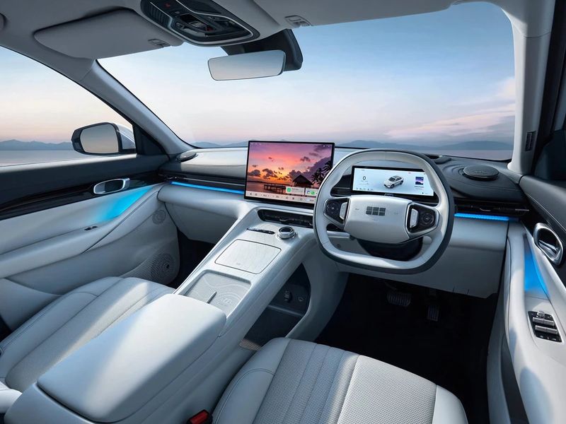 Geely Starray EM-i – photo 5
